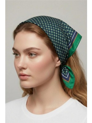 Petek Aksesuar Yeşil Yonca Bandana 50*50 Cm.