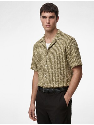 Koton Regular Fit Düğmeli Kısa Kollu Dokulu Devrik Yaka Batik Desenli Gömlek