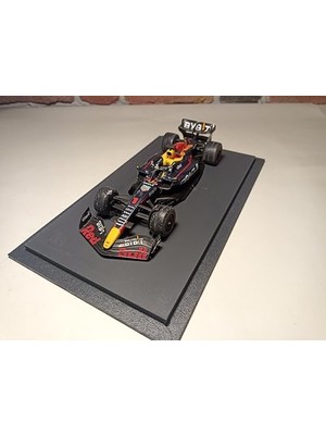 Esranın Dünyası 1/18 Ölçek Modeller Için Pleksi Sergi Kutusu.