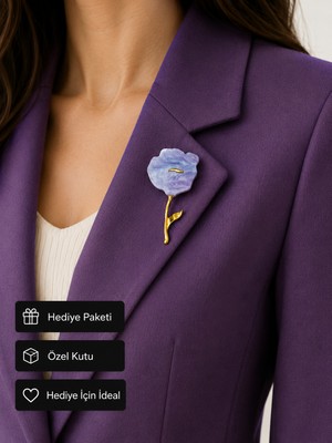 Herşey Nota Lila Çiçek Tasarımlı Kadın Broş – Zarafetin Işıltılı Dokunuşu Hediyelik Broş