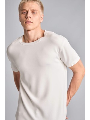 DeFacto Boxy Fit Bisiklet Yaka Kısa Kollu Beyaz Basic Tişört I1840AX26SM
