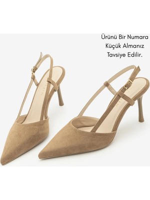 Marjin Kadın Stiletto Sivri Burun Arkası Açık Bilekten Bantlı Klasik Topuklu Ayakkabı Tandor Camel Süet