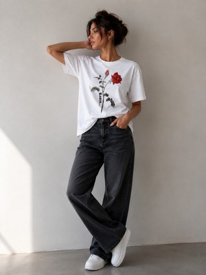 Enb1r Moda Karanlıkta Açan Gül – Oversize Unisex Premium Laciverrt Baskılı Tişört