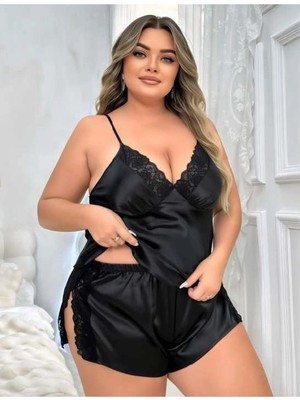 Nemere Büyük Beden Siyah Yırtmaç Dantel Işlemeli Saten Şortlu Takım