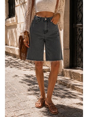 Dema Kadın Yüksek Bel Diz Üstü Denim Şort