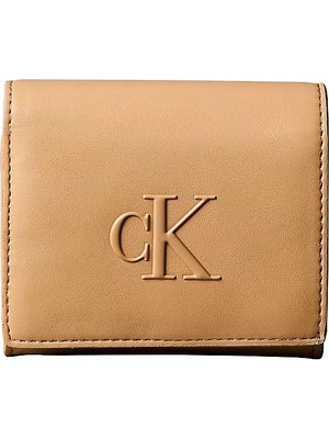 Calvin Klein Kadın Ck Logolu Çoklu Kart Bölmeli Kahverengi Cüzdan LV04F1156G-RAJ