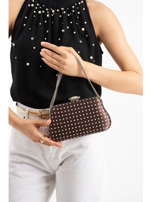 Lebibe Shoes Polkıa Kahverengi Saten Kumaş Puantiye Desenli Zincir Askılı Klips Kapamalı Clutch Çanta
