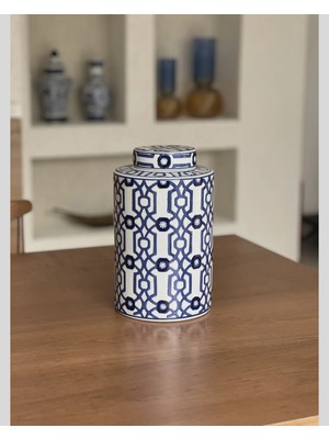 Marys Concept Mavi Beyaz Kapaklı Porselen Silindir Küp 30 cm Dekoratif Obje