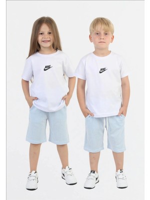 Mavi Boncukk Unisex Çocuk Beyaz Logo Baskılı Tişört ve Yeşil Çizgili Şort Yazlık Ikili Takım