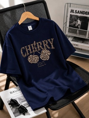 Enb1r Moda Kadın Lacivert Baskılı Cherry Leopar Desenli Bisiklet Yaka Rahat Kalıp Premium Basic T-Shirt