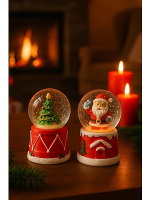 MiraLive 2 Adet Mini Kar Küresi 6,5 cm – Noel Baba & Çam Ağacı Temalı Dekoratif Yılbaşı Biblo