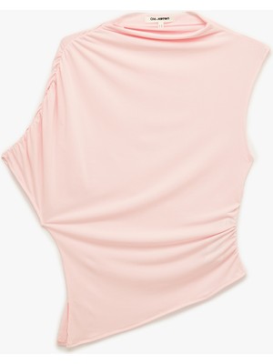 Koton Drapeli Slim Fit Kısa Kollu Dik Yaka Asimetrik Bluz