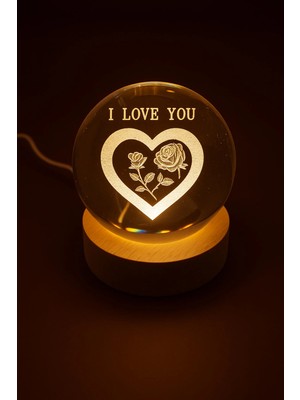 Yenilig I Love You Tasarımlı Işıklı Ahşap Altlıklı Cam Küre – Usb’li Dekoratif Gece Lambası Çok Renkli