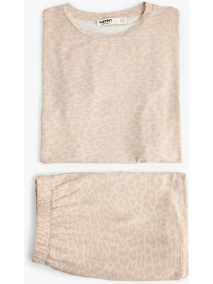 Koton Rahat Kesim Leopar Desenli Kısa Kollu Şortlu Pijama Takımı