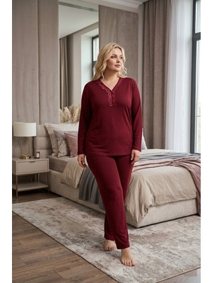Temporium Kadın Büyük Beden Yakası Dantelli Uzun Kollu Bambu Pijama Takımı