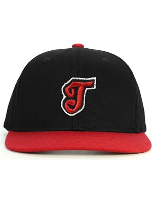 T Harf Snapback Şapka