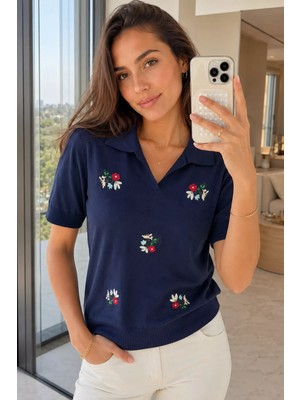 Gülseli Kadın Polo Yaka Çiçek Nakışlı Triko Bluz P-00022043