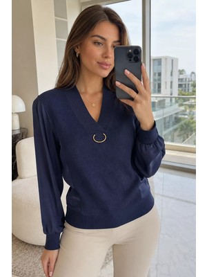 Gülseli Kadın V Yaka Gold Toka Detaylı Garnili Bluz P-00022041