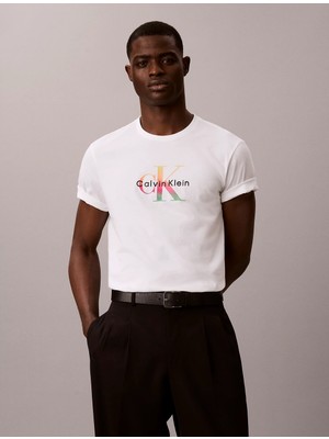 Calvin Klein Erkek Slim Fit Bisiklet Yaka Pamuklu Kısa Kollu Beyaz T-Shirt LV04RG835G-YAA