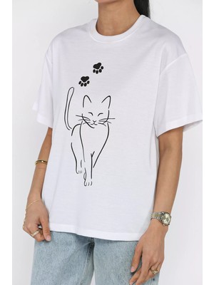 Gülseli Kadın Kedi Baskılı Tişört P-00021693