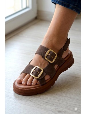 Shoemix Kadın Kahverengi Süet Deri Tokalı Sandalet-Kalın Taban Günlük ve Şık Tasarım
