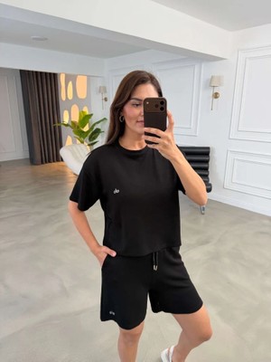Lizya Al Alt Üst Şortlu Takım