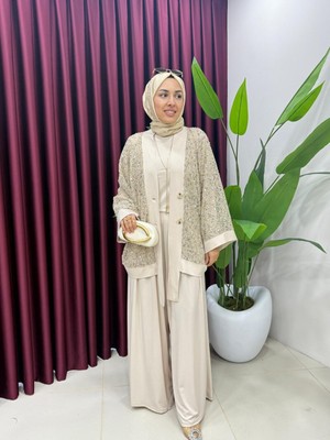 Esra Butik Pul Payet Detaylı Tilda Kumaş Tesettürlü Üçlü Takım – Bej & Siyah & Kahve