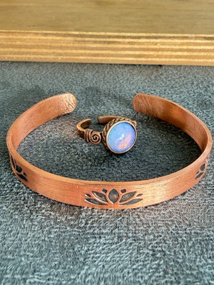 Aida Jewelss El Işi Bakır Bileklik ve Doğal Taşlı Yüzük Kombini, Ayarlanabilir Ölçü