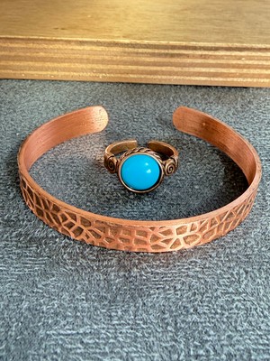 Aida Jewelss El Işi Bakır Bileklik ve Doğal Taşlı Yüzük Kombini, Ayarlanabilir Ölçü