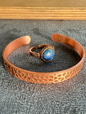 Aida Jewelss El Işi Bakır Bileklik ve Doğal Taşlı Yüzük Kombini, Ayarlanabilir Ölçü