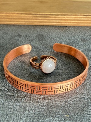 Aida Jewelss El Işi Bakır Bileklik ve Doğal Taşlı Yüzük Kombini, Ayarlanabilir Ölçü