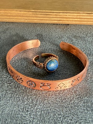 Aida Jewelss El Işi Bakır Bileklik ve Doğal Taşlı Yüzük Kombini, Ayarlanabilir Ölçü