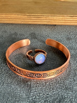 Aida Jewelss El Işi Bakır Bileklik ve Doğal Taşlı Yüzük Kombini, Ayarlanabilir Ölçü