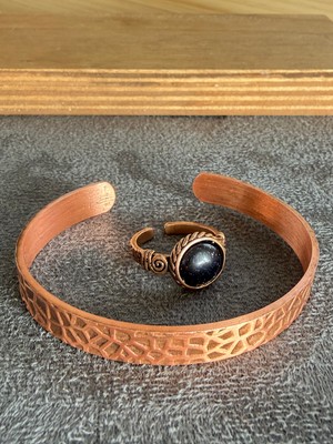 Aida Jewelss El Işi Bakır Bileklik ve Doğal Taşlı Yüzük Kombini, Ayarlanabilir Ölçü