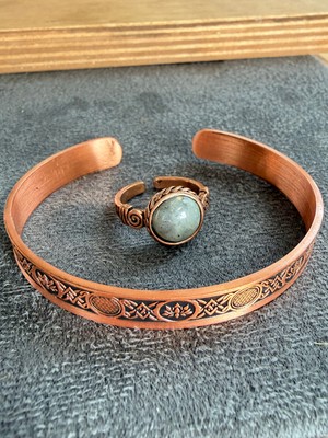 Aida Jewelss El Işi Bakır Bileklik ve Doğal Taşlı Yüzük Kombini, Ayarlanabilir Ölçü