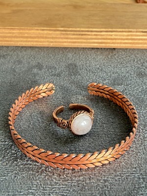 Aida Jewelss El Işi Bakır Bileklik ve Doğal Taşlı Yüzük Kombini, Ayarlanabilir Ölçü