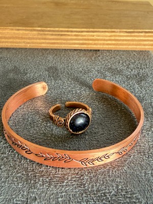 Aida Jewelss El Işi Bakır Bileklik ve Doğal Taşlı Yüzük Kombini, Ayarlanabilir Ölçü