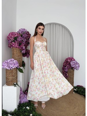 Caddebostan Moda Askılı Yaka Çiçek Desenli Dantel Detaylı Midi Elbise