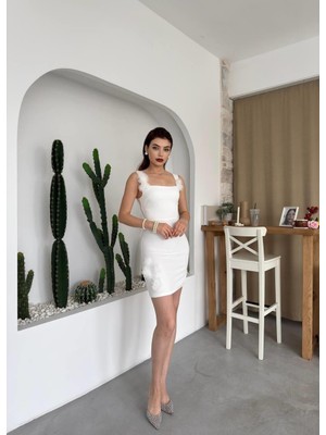 Caddebostan Moda Askı Detaylı Çiçekli Mini Elbise Gece Elbisesi Mezuniyet Elbisesi