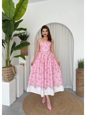 Caddebostan Moda Kadın Çiçekli Desenli Kare Yaka Askılı Cep Detaylı Midi Elbise