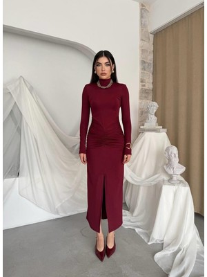 Caddebostan Moda Dik Yaka Uzun Kollu Büzgülü Yırtmaçlı Midi Elbise