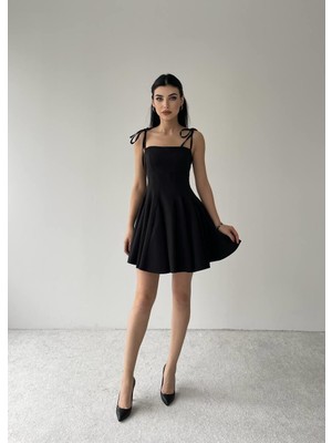 Caddebostan Moda Askılı Kare Yaka Kloş Etekli Mini Elbise Mezuniyet Davet Elbisesi