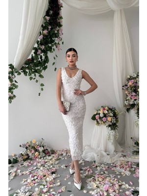 Caddebostan Moda Kadın V Yaka Kolsuz Gül Detaylı Mini Abiye Elbise