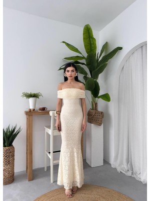 Caddebostan Moda Dantel Detaylı Straplez Balık Kesim Abiye Elbise