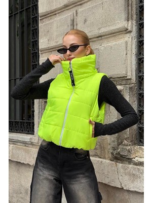 Veraura Lifestyle Neon Yeşil Sırtı Taş Işlemeli Dik Yaka Kısa Şişme Yelek