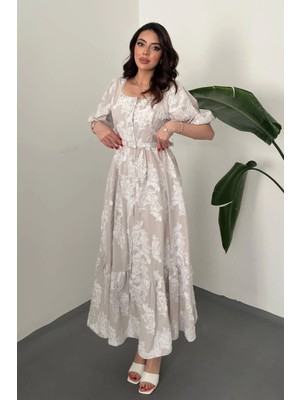 Caddebostan Moda Kare Yaka Düğmeli Brode Detaylı Kemerli Fırfırlı Midi Boy Elbise