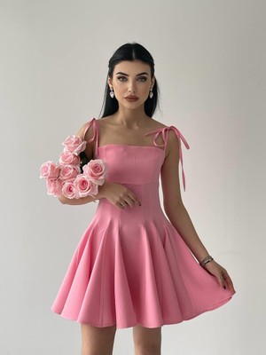 Caddebostan Moda Askılı Kare Yaka Kloş Etekli Mini Elbise Mezuniyet Davet Elbisesi