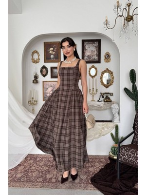 Caddebostan Moda Kare Yaka Ekose Desenli Askılı Midi Elbise Şık Yazlık Elbise