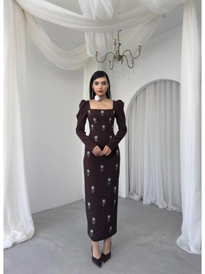 Caddebostan Moda Kare Yaka Taş Işlemeli Uzun Kollu Midi Elbise - Şık Özel Gün Abiye Elbise