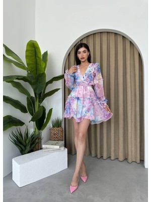 Caddebostan Moda Çiçek Desenli Sırt Dekolteli Fırfırlı Uzun Kollu Şifon Mini Elbise